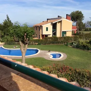 https://preciosa-casa-con-piscina-en-bonmont.catalonia-hotels.com